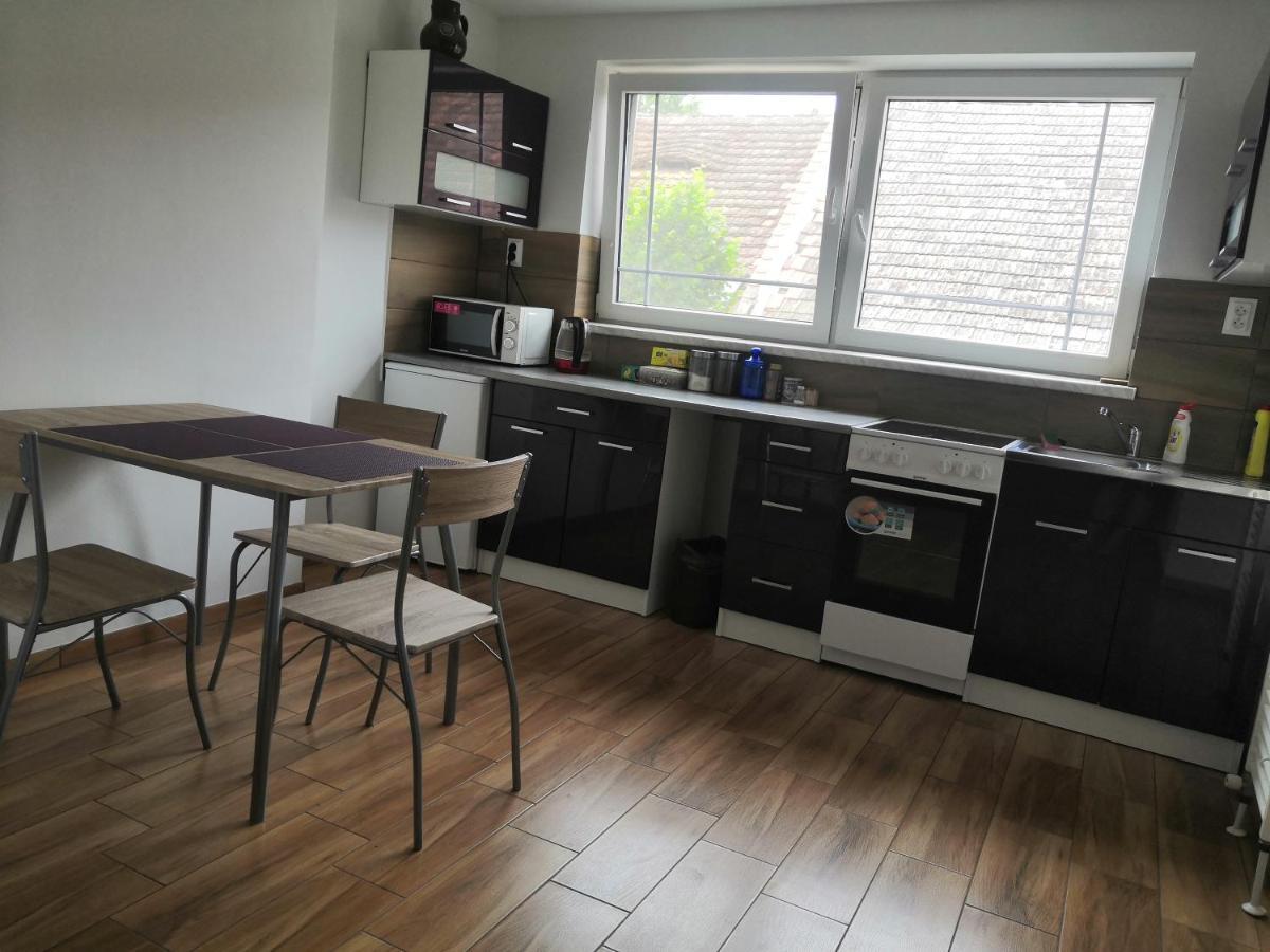 U Moto Makovic Apartman Horažďovice Kültér fotó